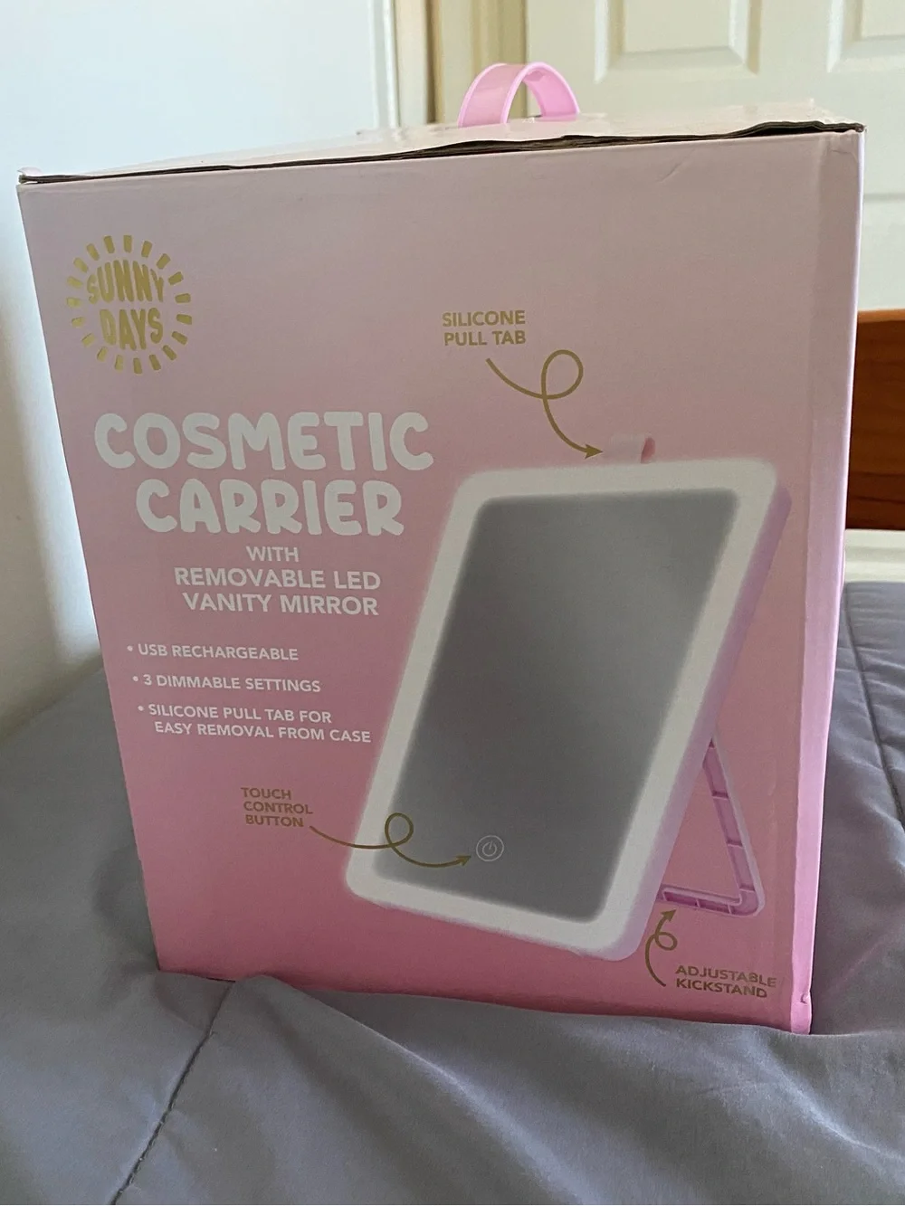 Pink Sunny Days Cosmetic Carrier with Removable LED Vanity Mirror